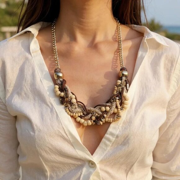 Laura Ashley Vintage Neutrals Chunky Bib Style Necklace Naturals Beaded Goldish - Picture 1 of 8